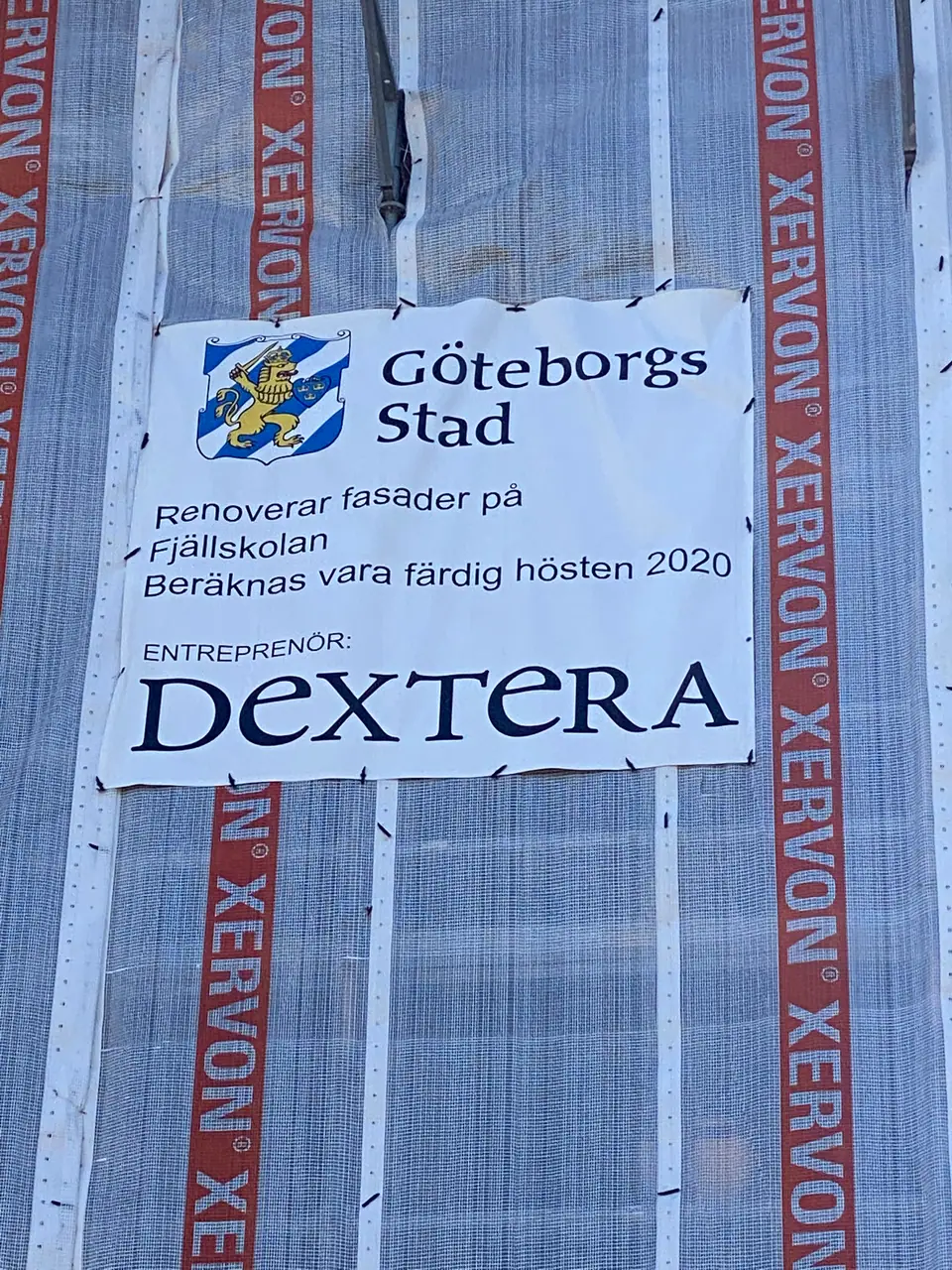 Montering av stor banderoll