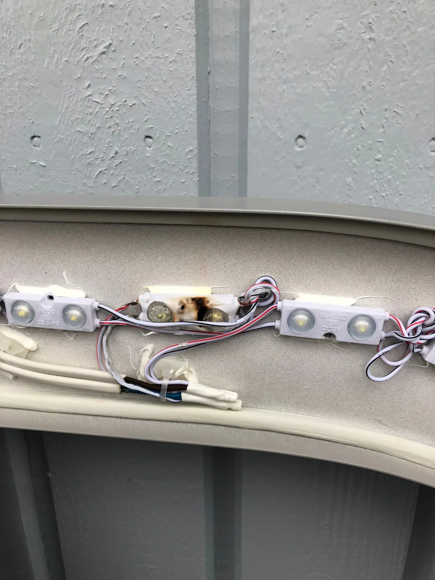 Felsökning av bränd LED-modul